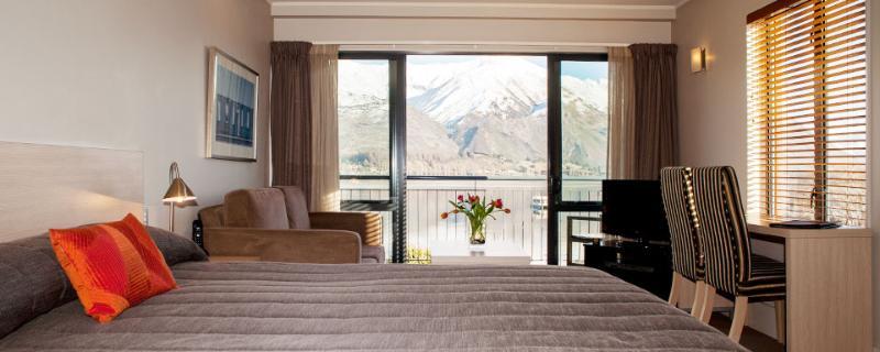 The Moorings And Motel 4*