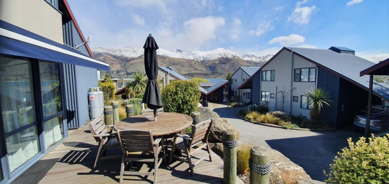 Motel The Moorings And 4*