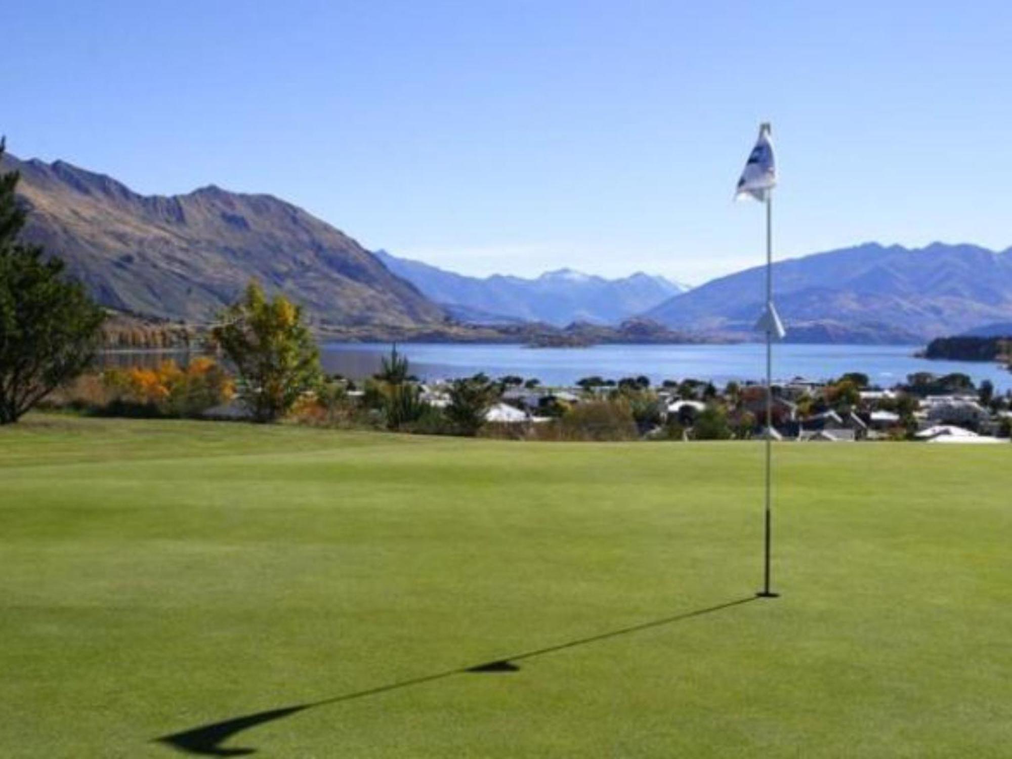 The Moorings And Wanaka
