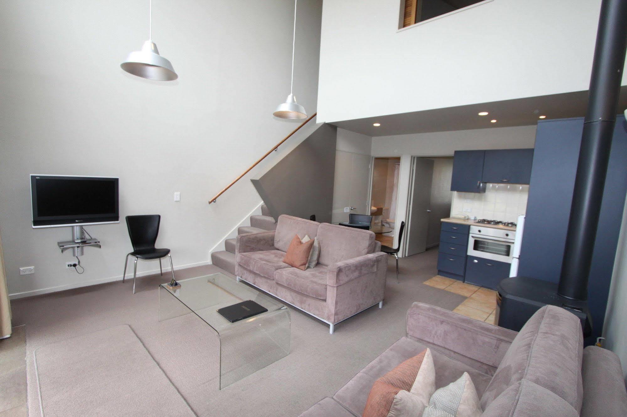 Motel The Moorings And 4*